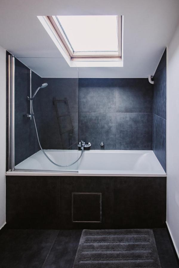 Beautiful Apartments In Porte De Namurブリュッセル エクステリア 写真
